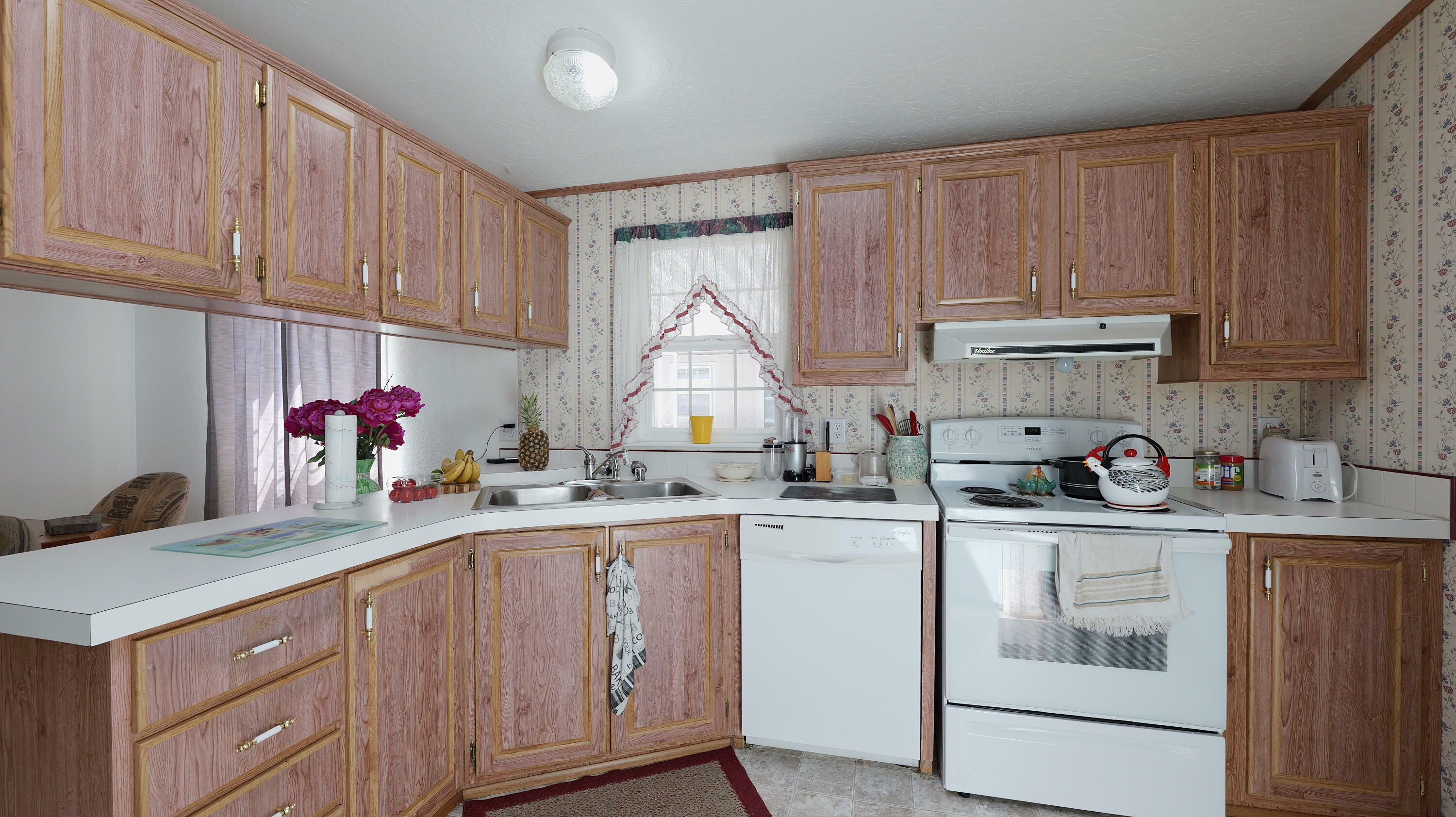 Property Photo: 22071 Highway 62 # 54 OR 97539