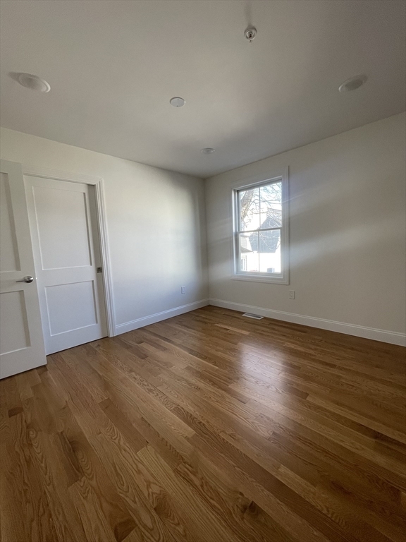 Property Photo:  40 Everett St 1  MA 02149 