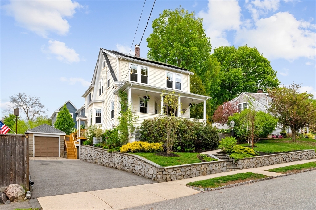 Property Photo:  18 Englewood Road  MA 01890 