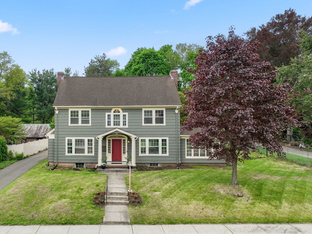 46 Lexington Ave  Holyoke MA 01040 photo