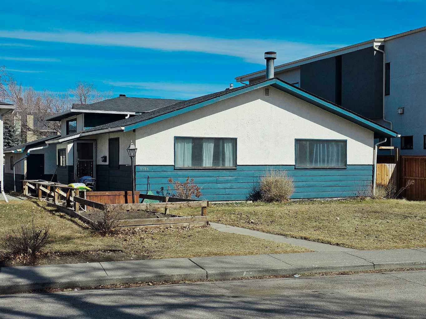 Property Photo: 1914 Westmount Boulevard NW AB T2N 3G8