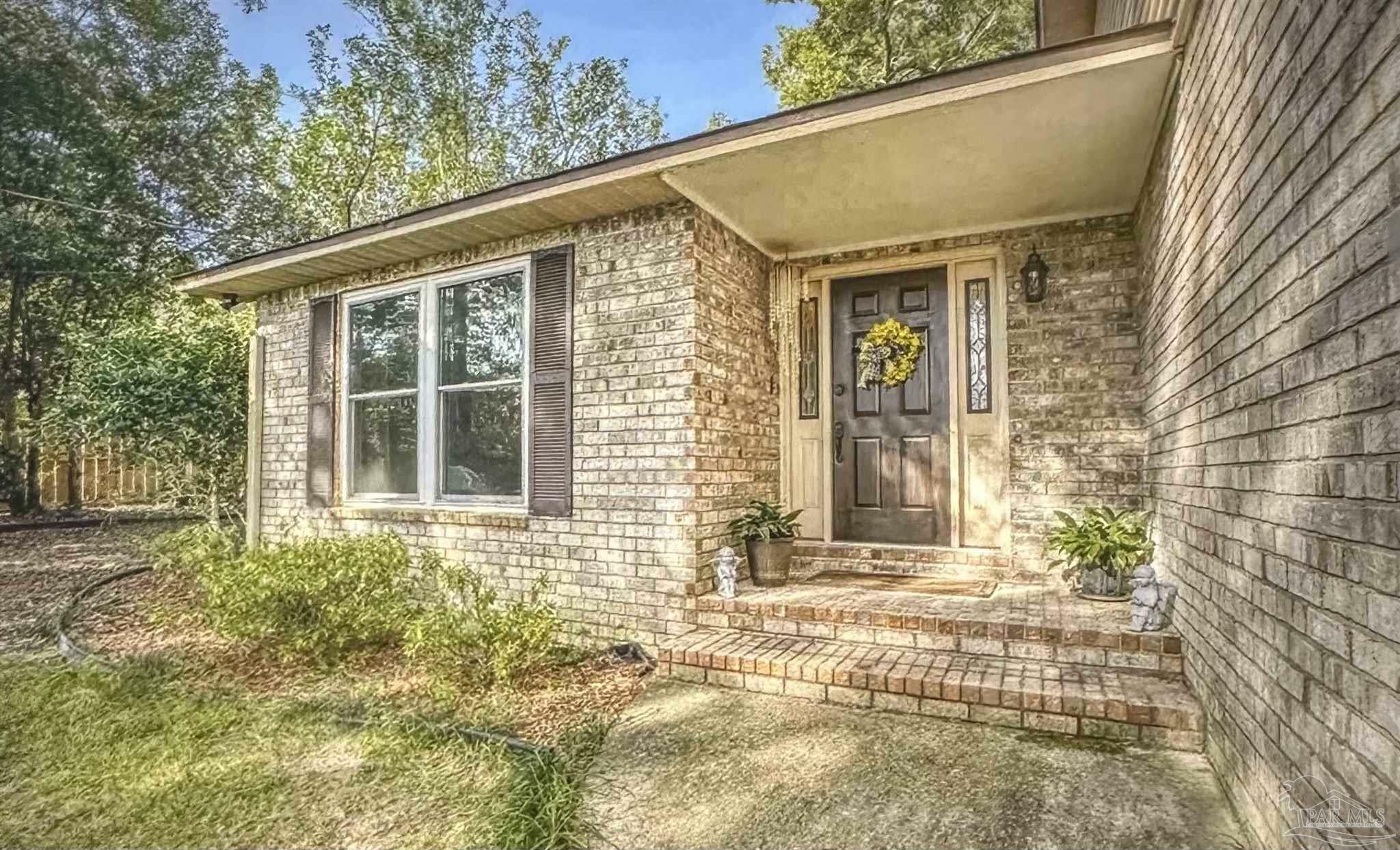 Property Photo: 6551 Scenic Hwy FL 32504
