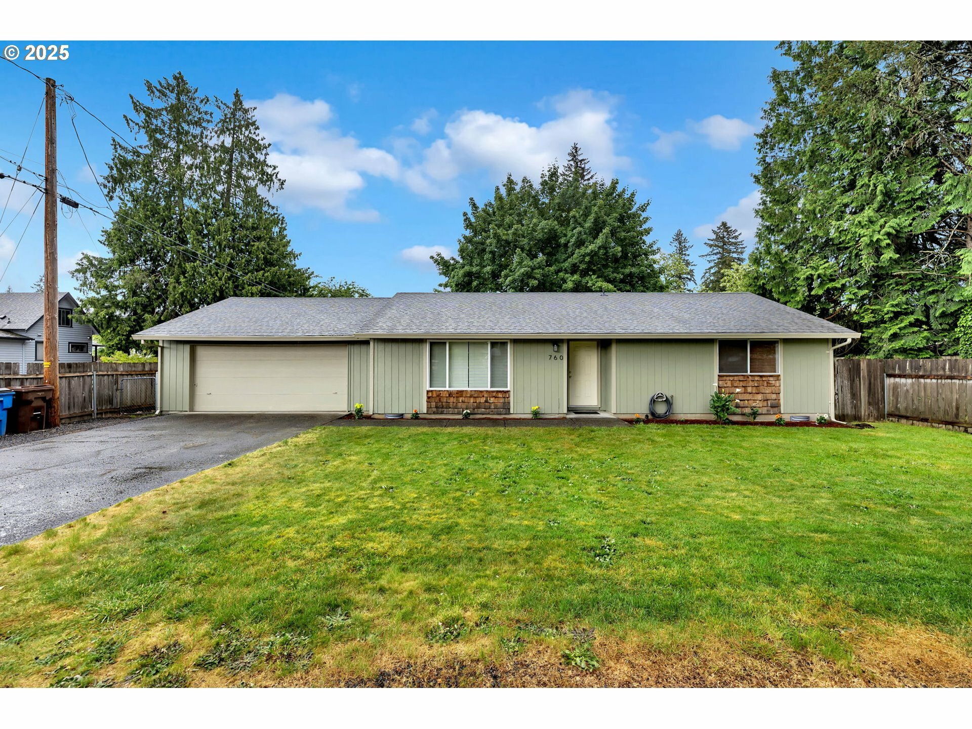 760 9th St  Washougal WA 98671 photo