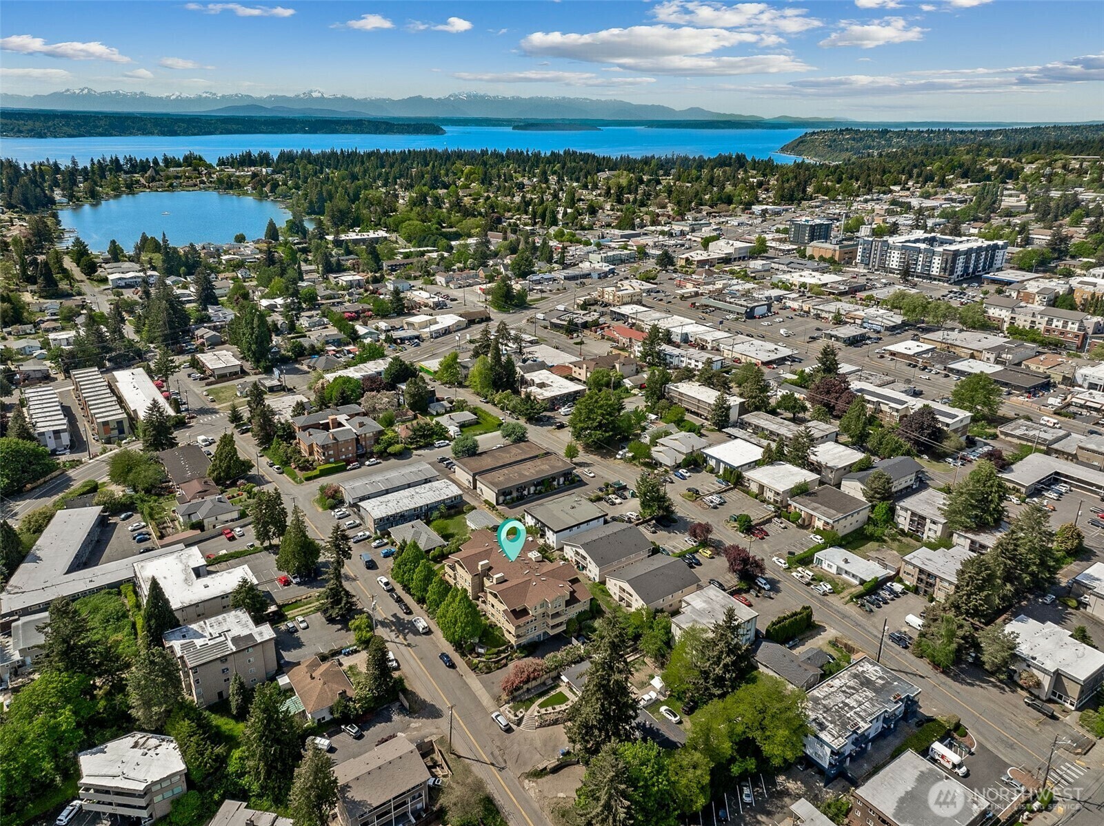 Property Photo:  430 SW 156th Street 204  WA 98166 