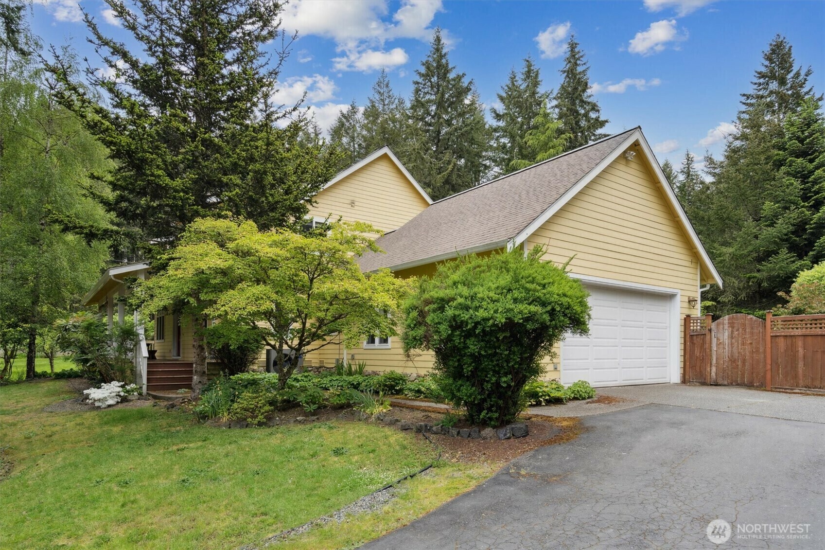 Property Photo: 8676 Cherry Orchard Lane NE WA 98110