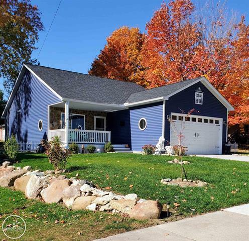 Property Photo: 505 N Main Street MI 48097