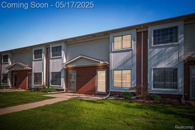 4961 Crooks Road  Royal Oak MI 48073 photo