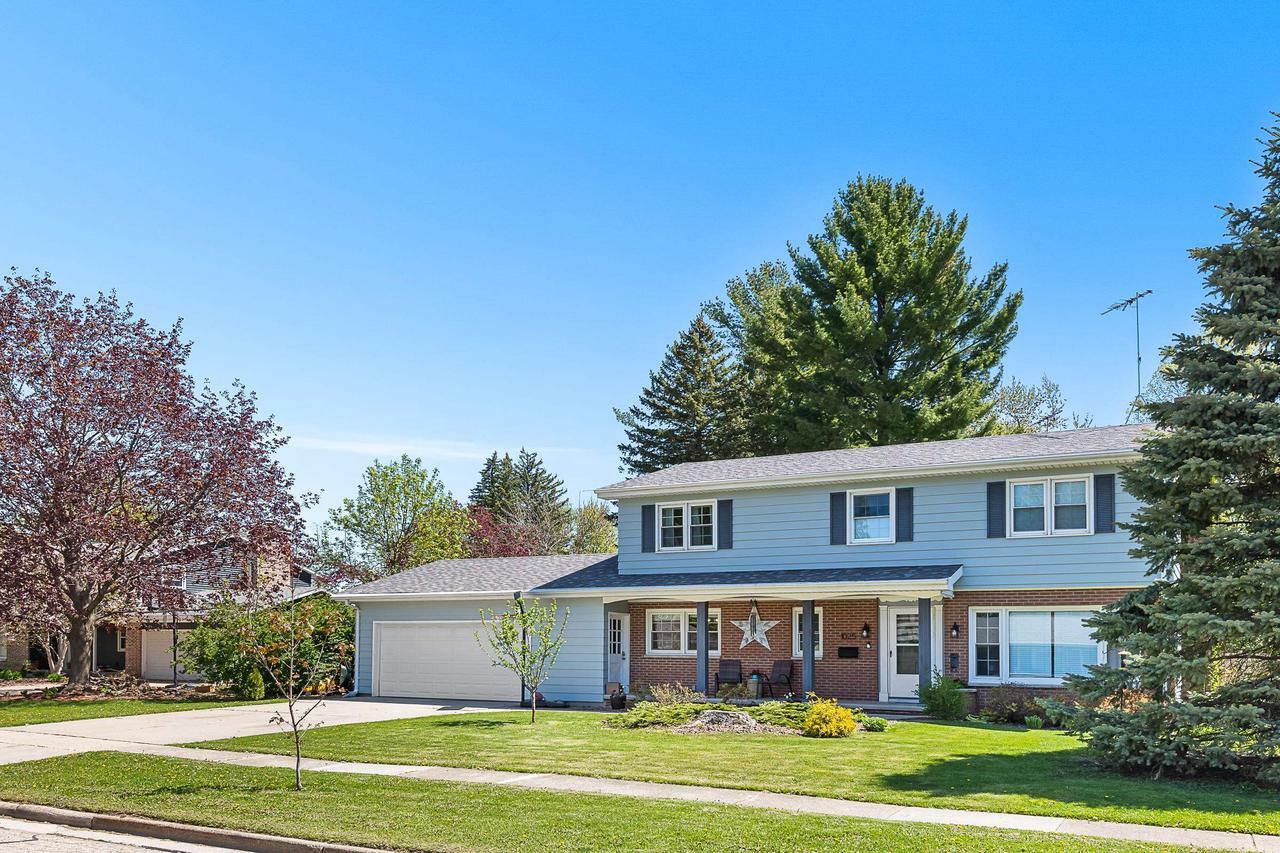 Property Photo: 1025 Newbury Street WI 54971
