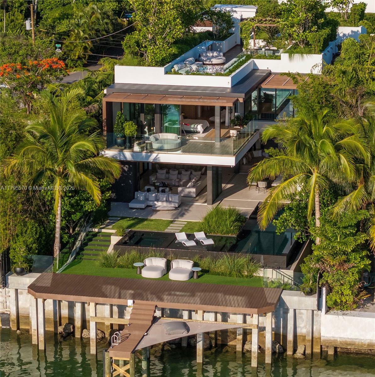 Property Photo: 220 W Dilido Dr FL 33139