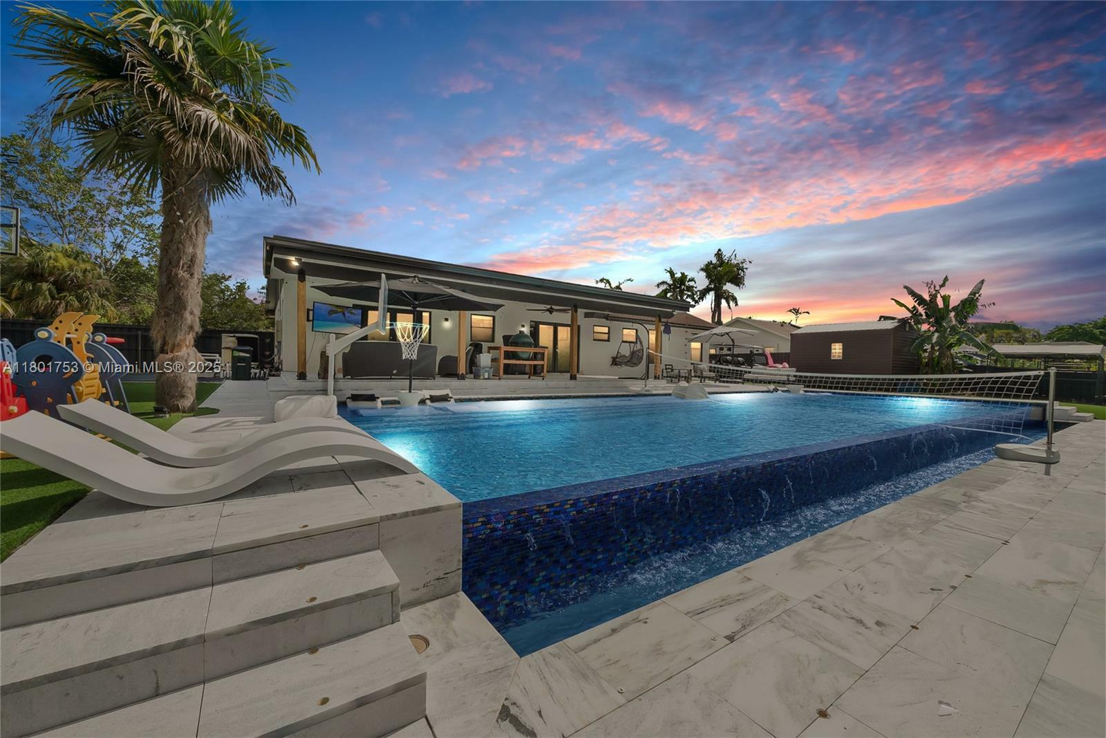 8840 SW 181st Ter  Palmetto Bay FL 33157 photo