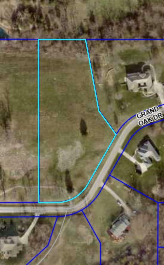 32 Grand Oak Dr  West Harrison IN 47060 photo