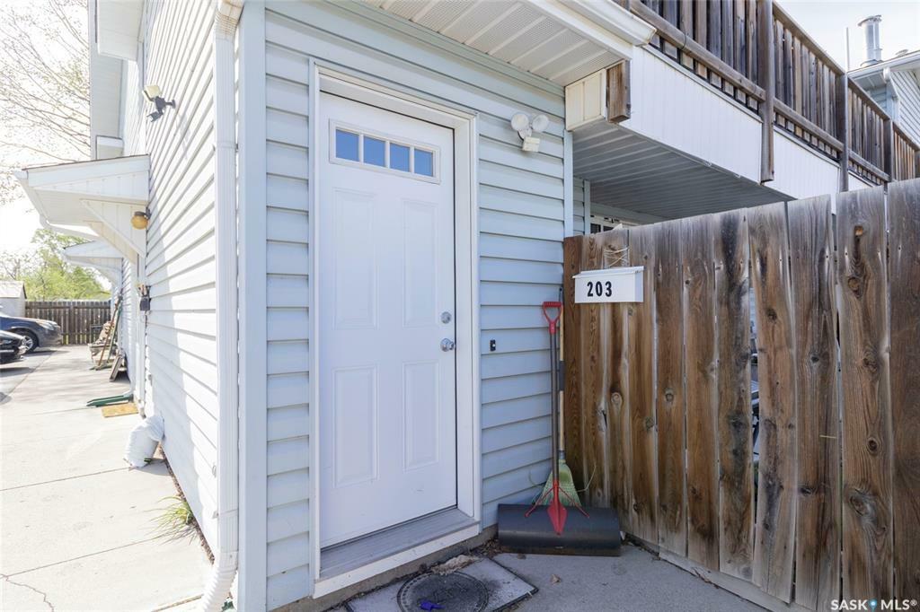 Property Photo:  510 Main Street 203  SK S0K 2T0 