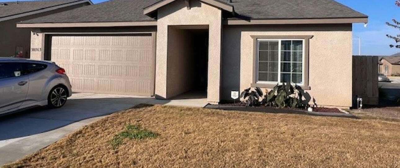 Property Photo: 30763 Bellwood Road CA 93277