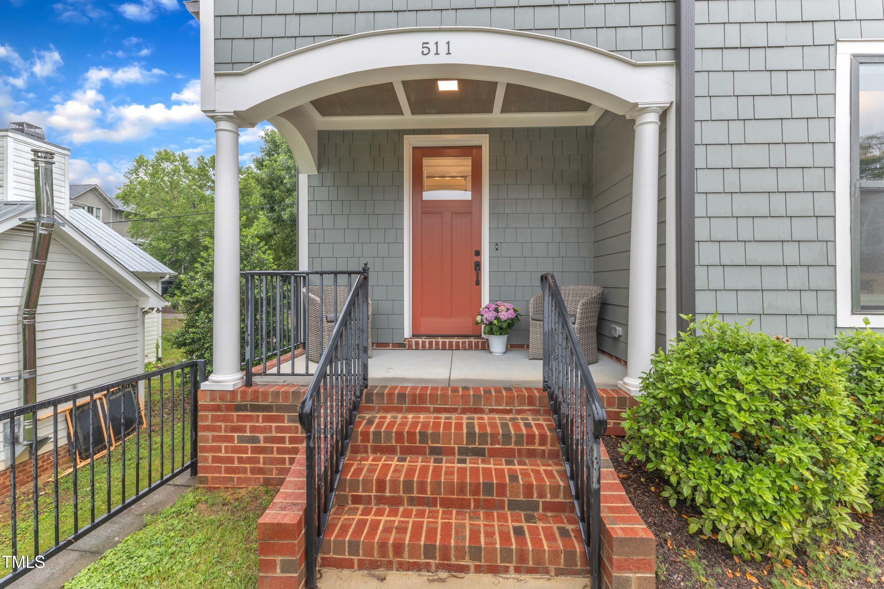 Property Photo: 511 Hamilton Cottage Way NC 27605