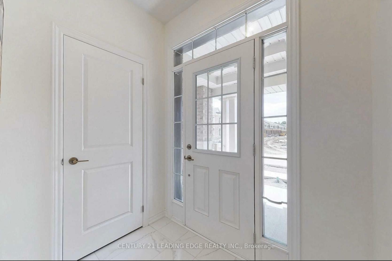 Photo de la propriété: 51 Macpherson Street ON L1P 0N5