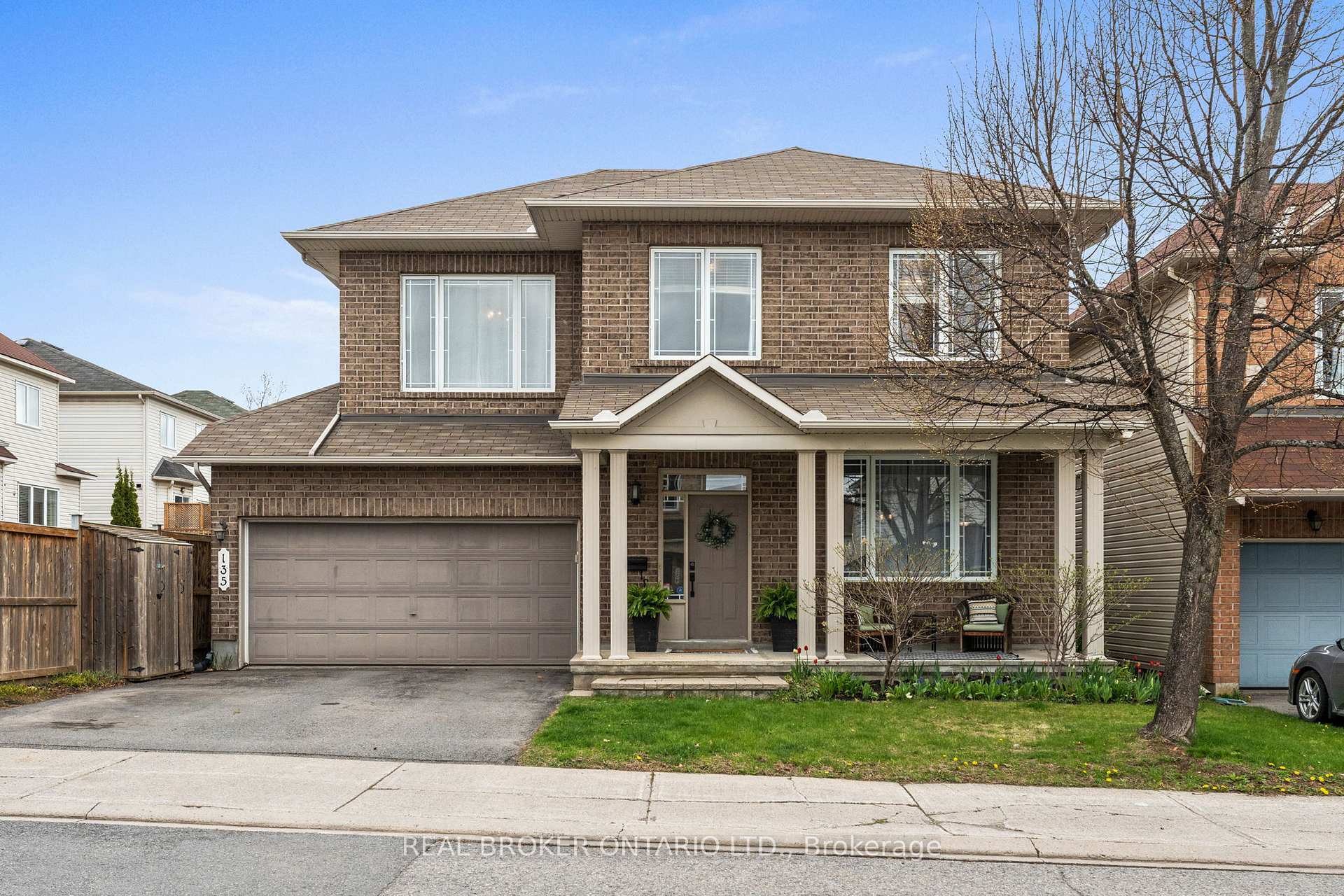 135 Rocky Hill Drive  Barrhaven ON K2G 7B2 photo