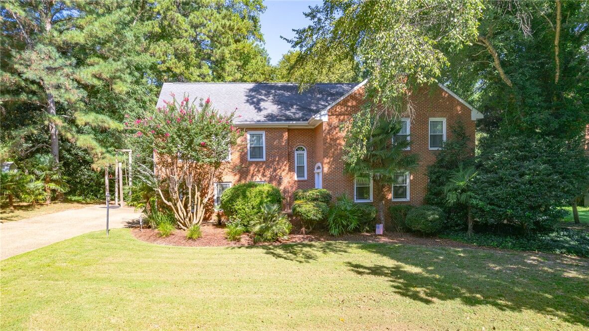 Property Photo:  705 Marlbank Drive  VA 23692 