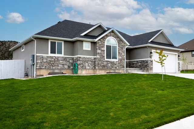 Property Photo: 905 S 270 E UT 84648
