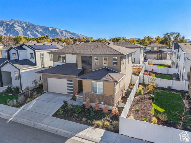 Property Photo: 252 E Hammermill Ln UT 84070
