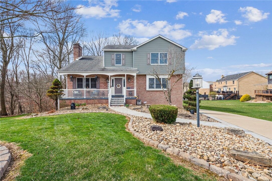 Property Photo: 100 Carriage Ct PA 15317
