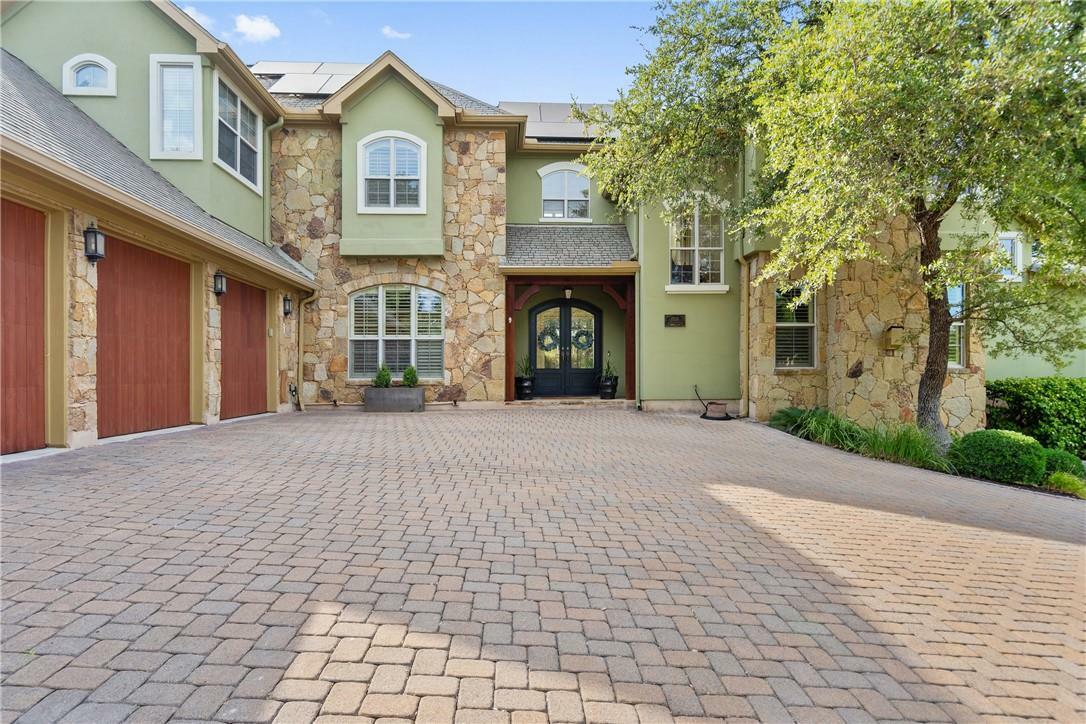 Property Photo: 7228 Oak Shores Drive TX 78730