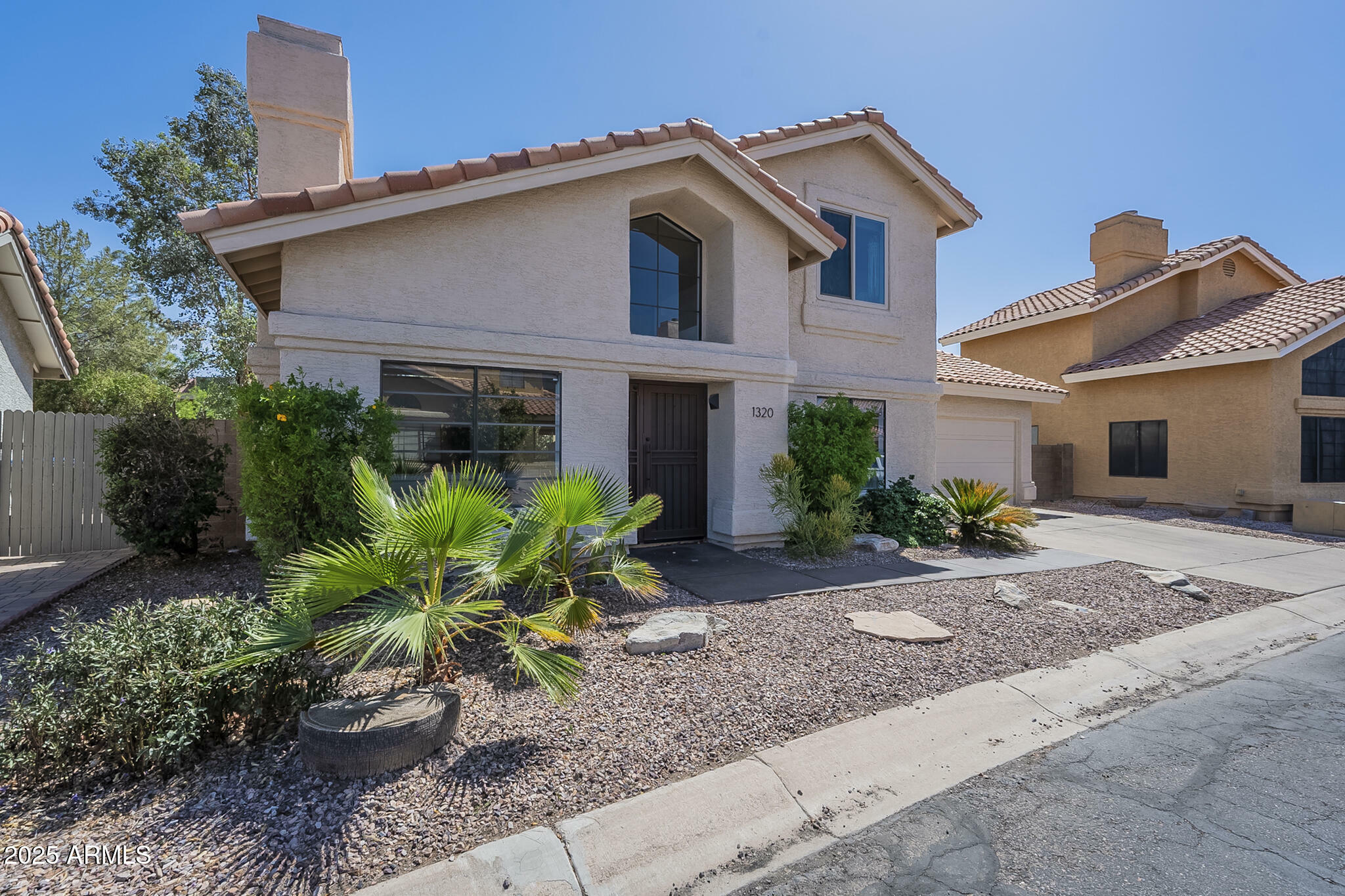 Property Photo: 1320 N Brittany Lane AZ 85233
