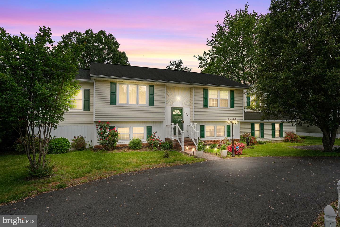Property Photo:  520 Forbes Street  VA 22405 