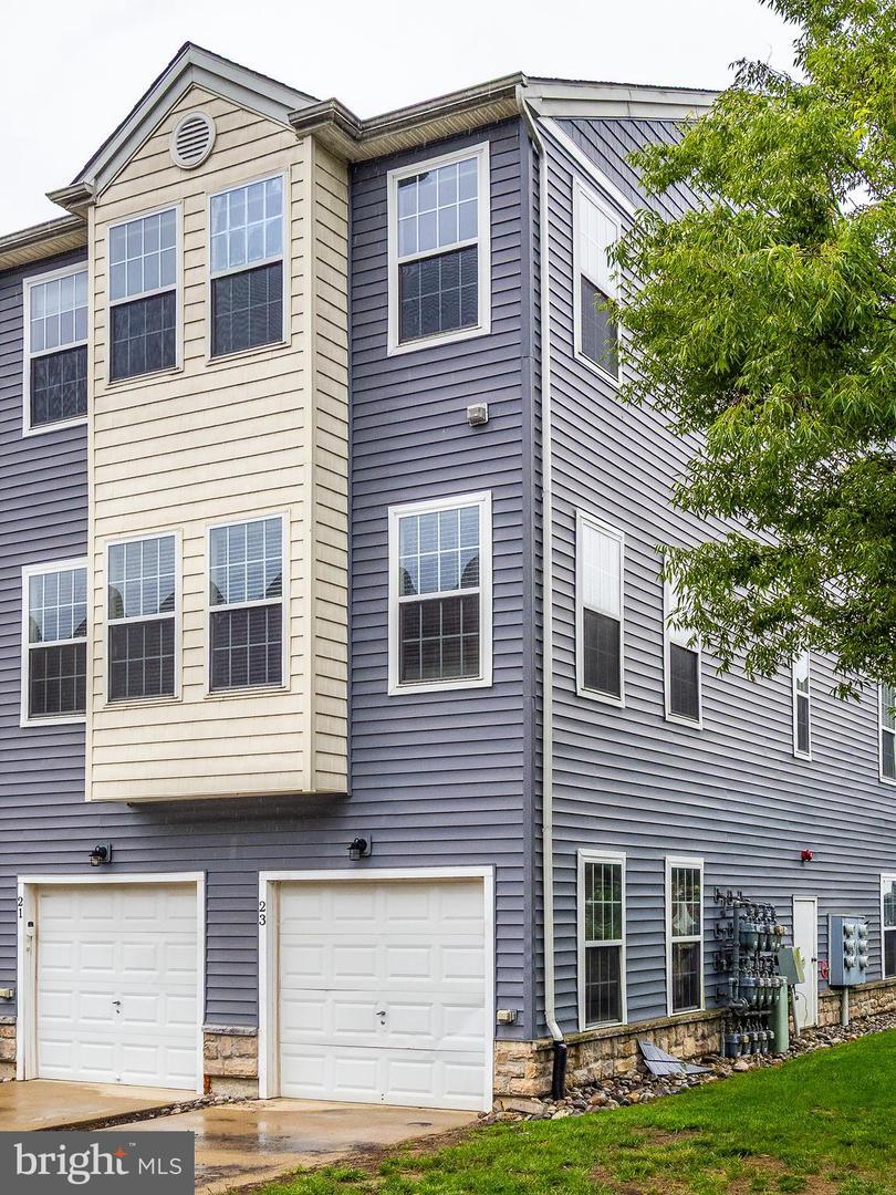 Property Photo: 23 Fox Court NJ 08075