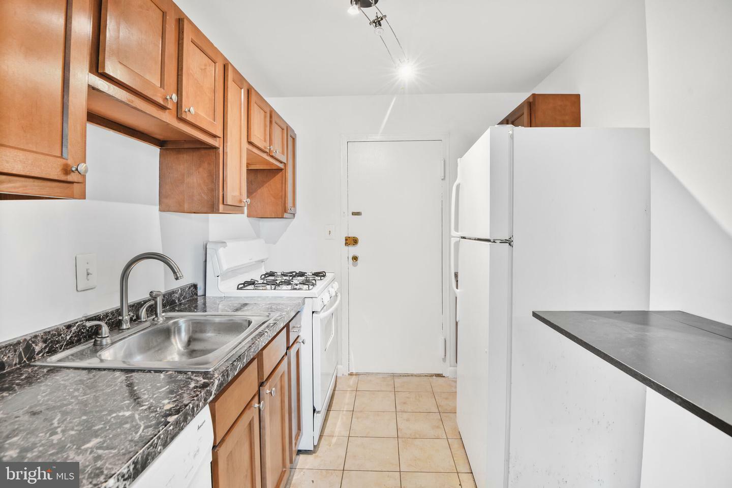 Property Photo: 3450 Toledo Terrace 202 MD 20782