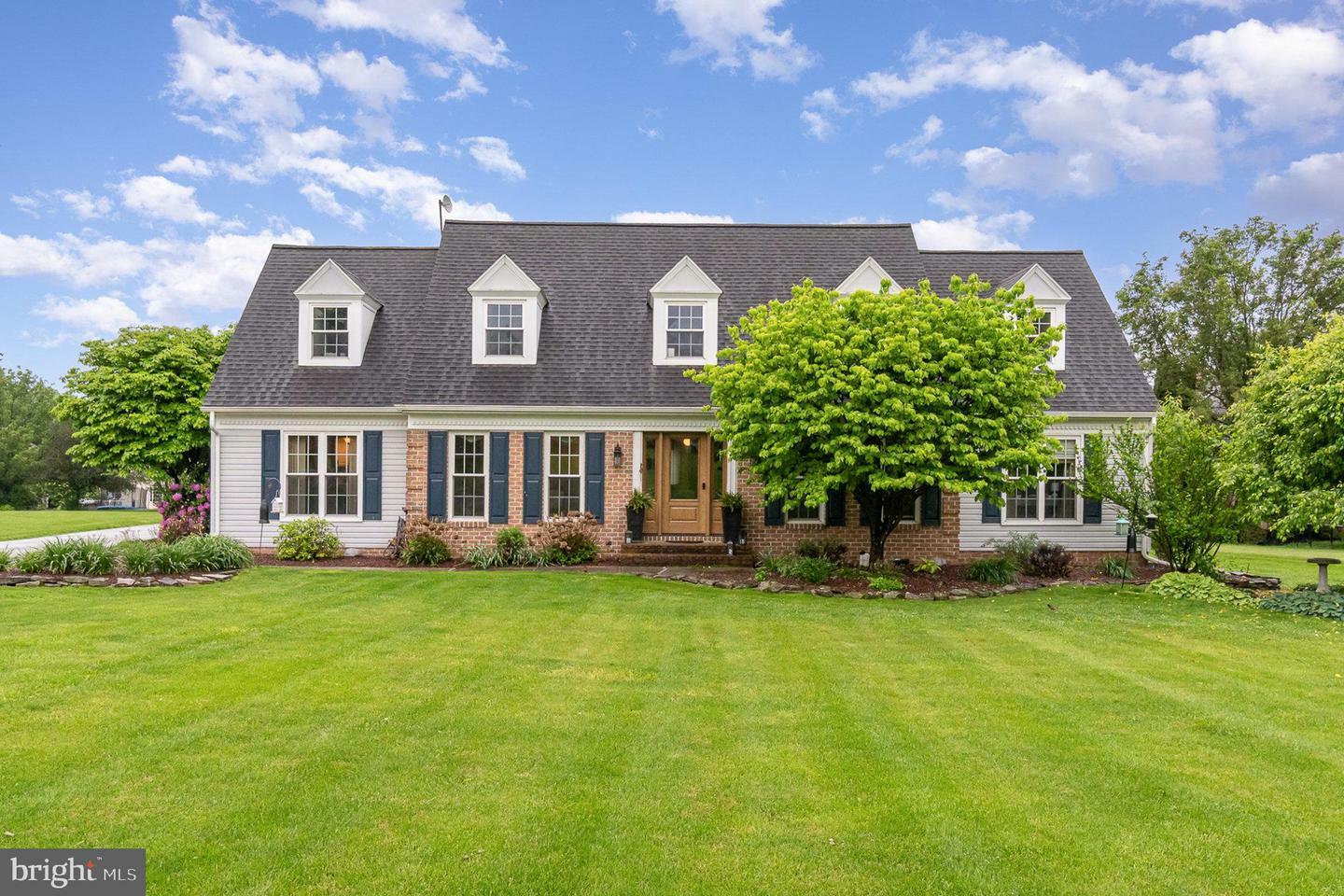 8 N Alydar Boulevard  Dillsburg PA 17019 photo