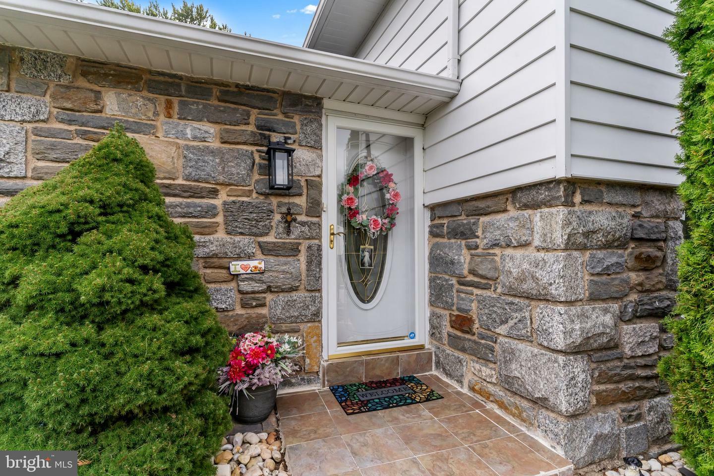 Property Photo:  16 Durand Road  PA 19006 