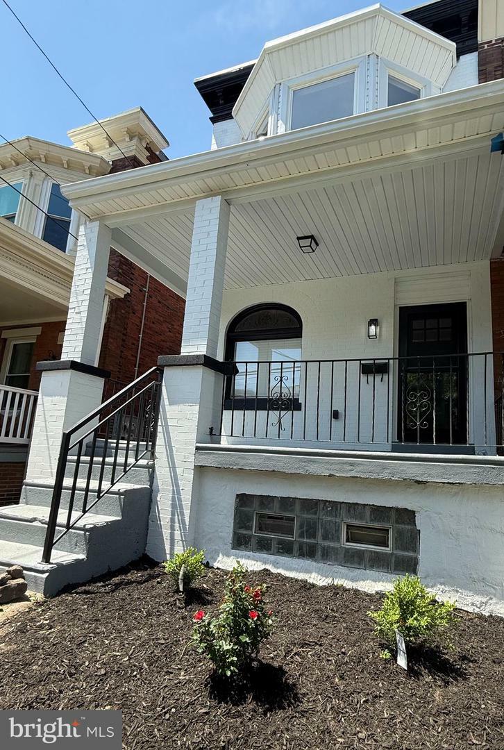 Property Photo: 642 S 51st Street PA 19143