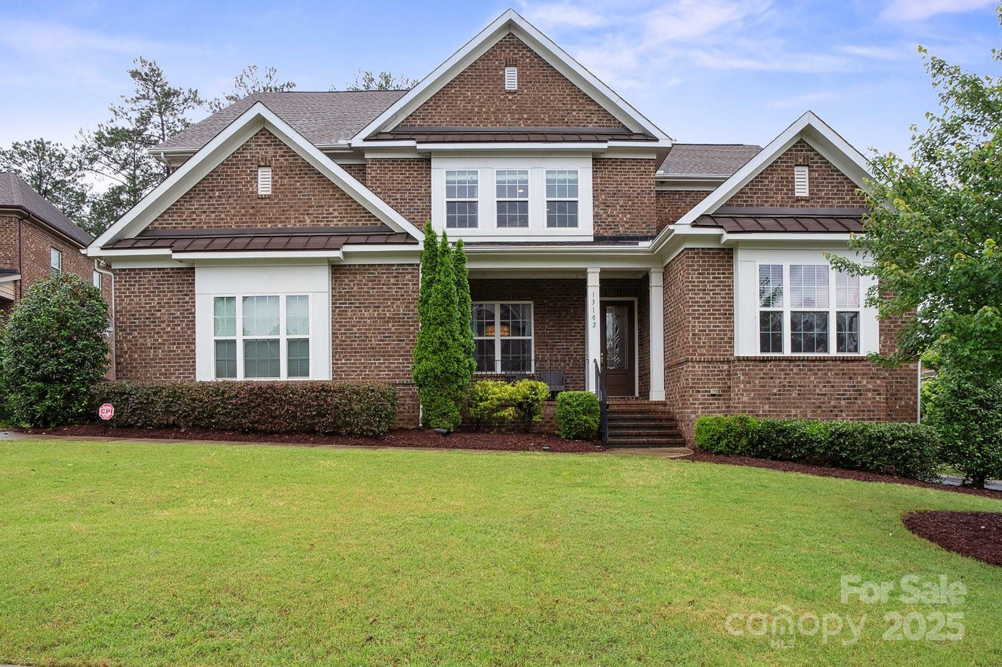 Property Photo: 13102 Indigo Run Court NC 28278