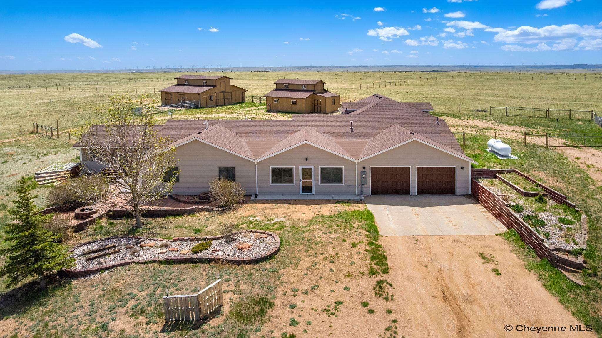 Property Photo: 753 Latigo Loop WY 82009