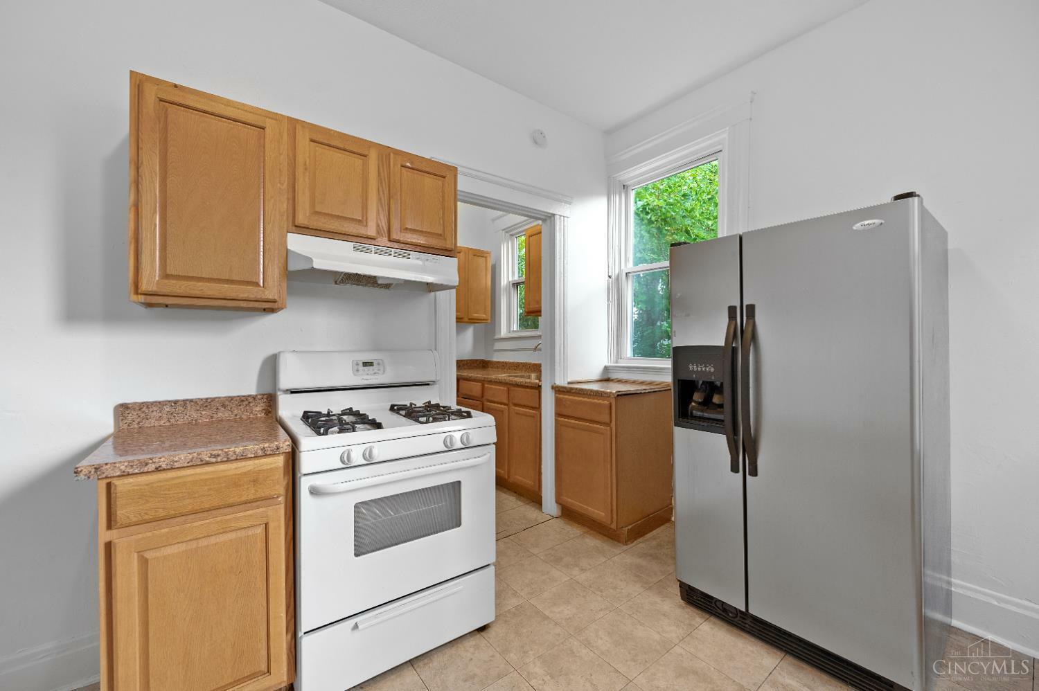 Property Photo: 2326 Stratford Avenue OH 45219