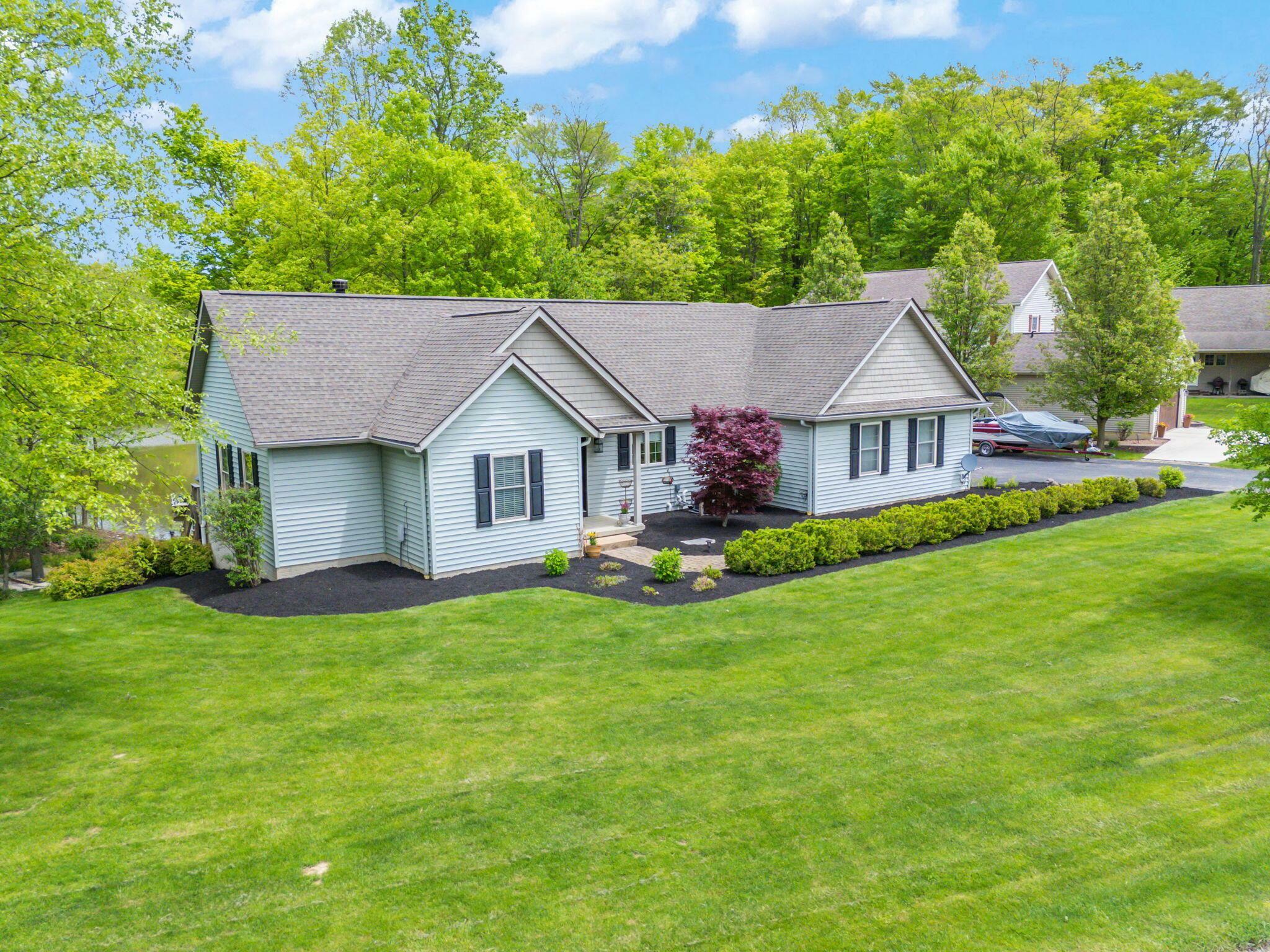 Property Photo: 7326 State Route 19 OH 43338