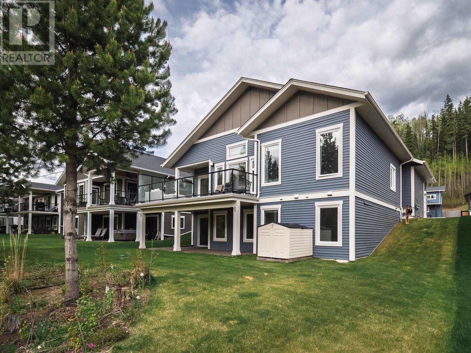 Property Photo: 2759 Links Drive BC V2K 0B3