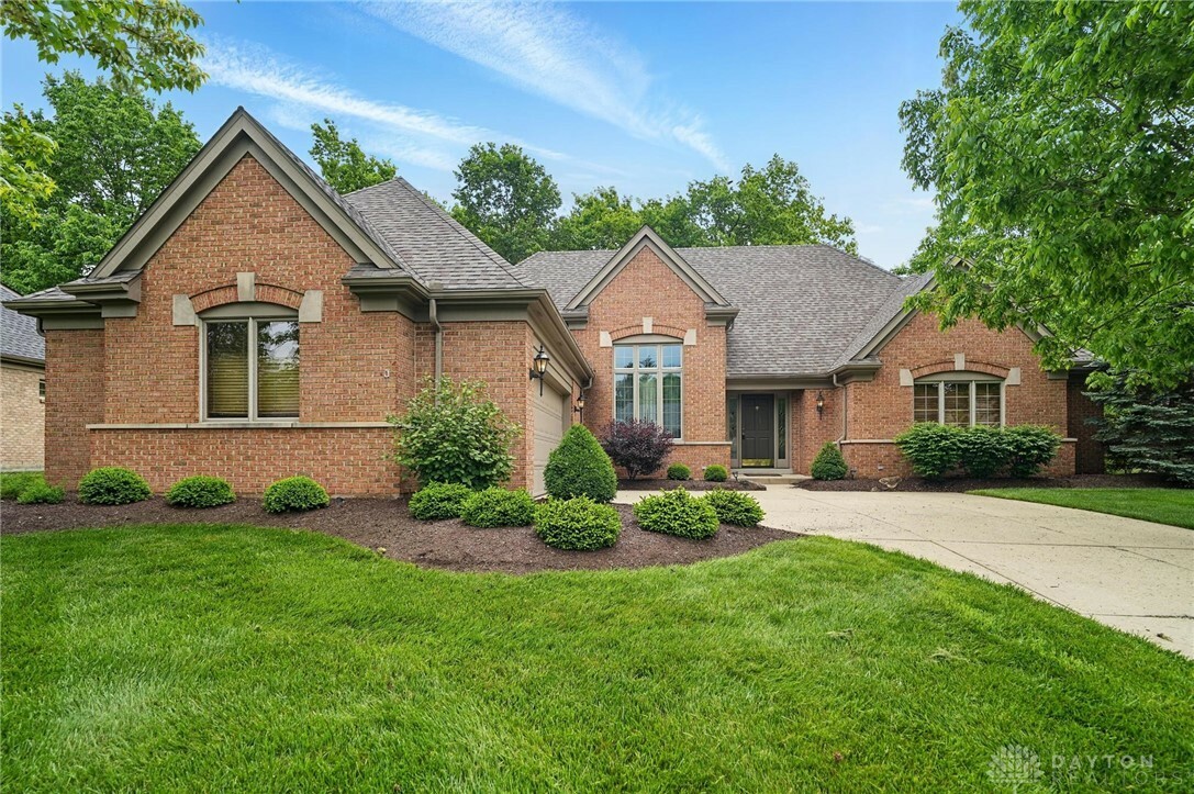 Property Photo: 6808 Rose Glen Drive OH 45459