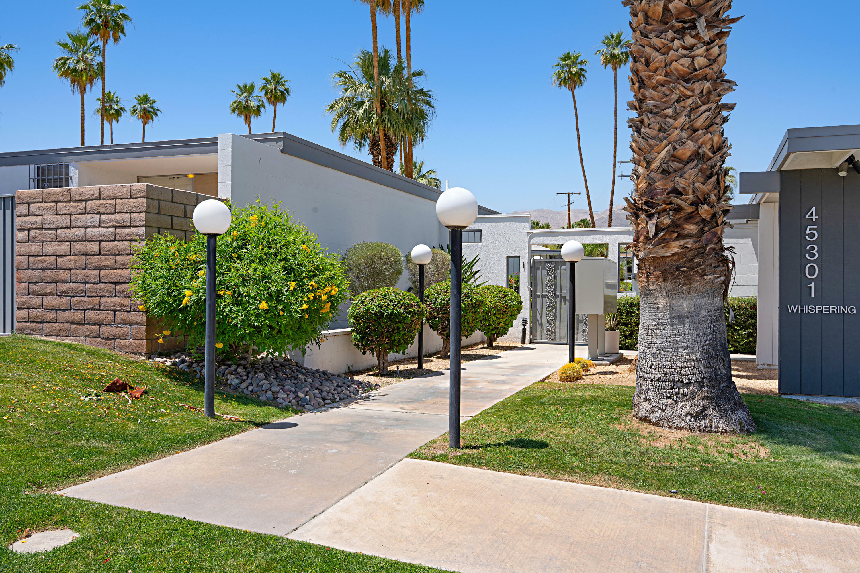 Property Photo:  45301 Deep Canyon Road 21  CA 92260 