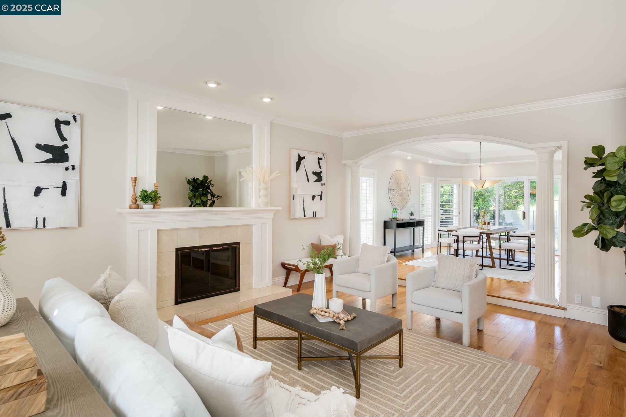 Property Photo: 260 Edinburgh Cir CA 94526
