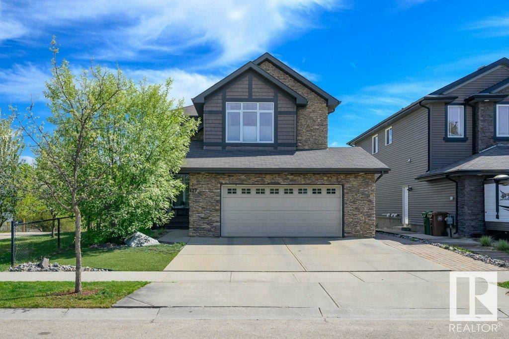 Property Photo: 127 Ellington Crescent AB T8N 4B9