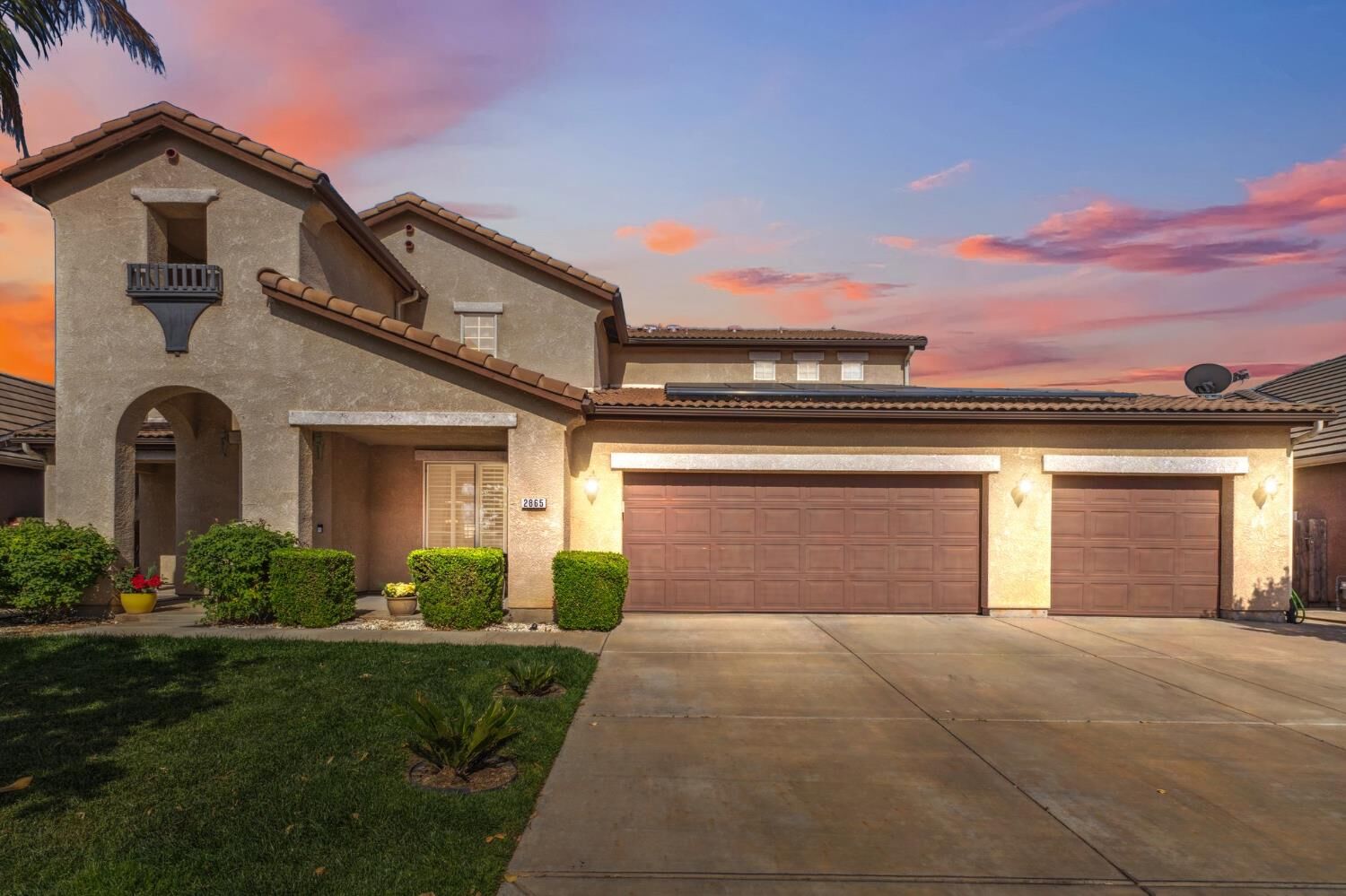 Property Photo:  2865 Maine Avenue  CA 93619 