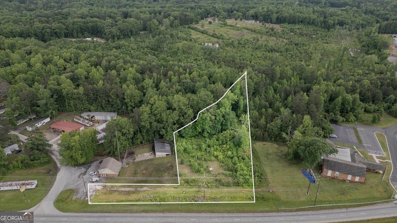 Property Photo: 1711B Bankhead Highway GA 30116