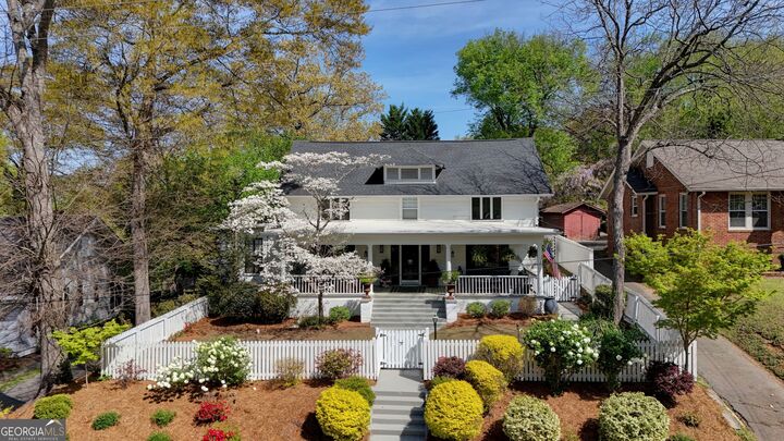 Property Photo: 211 E 11th Street SE GA 30161