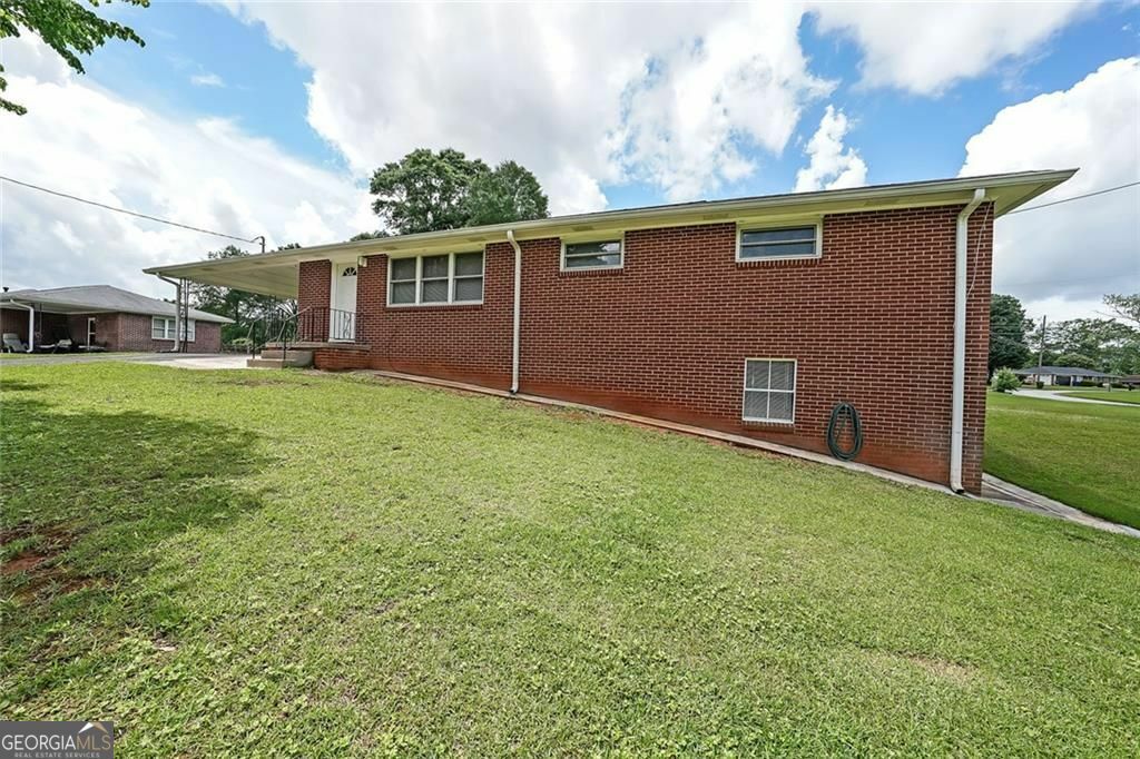 Property Photo: 629 Birchwood Road GA 30060
