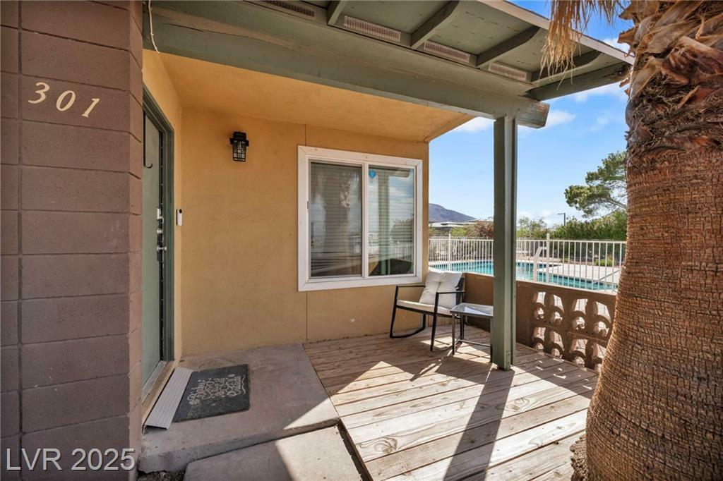301 East Van Wagenen Street  Henderson NV 89015 photo