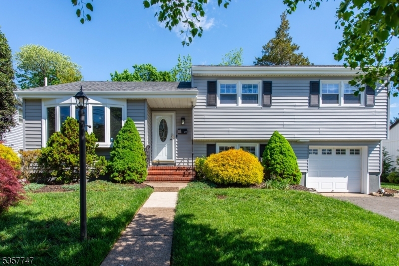 Property Photo: 27 Elmbrook Pl NJ 07003