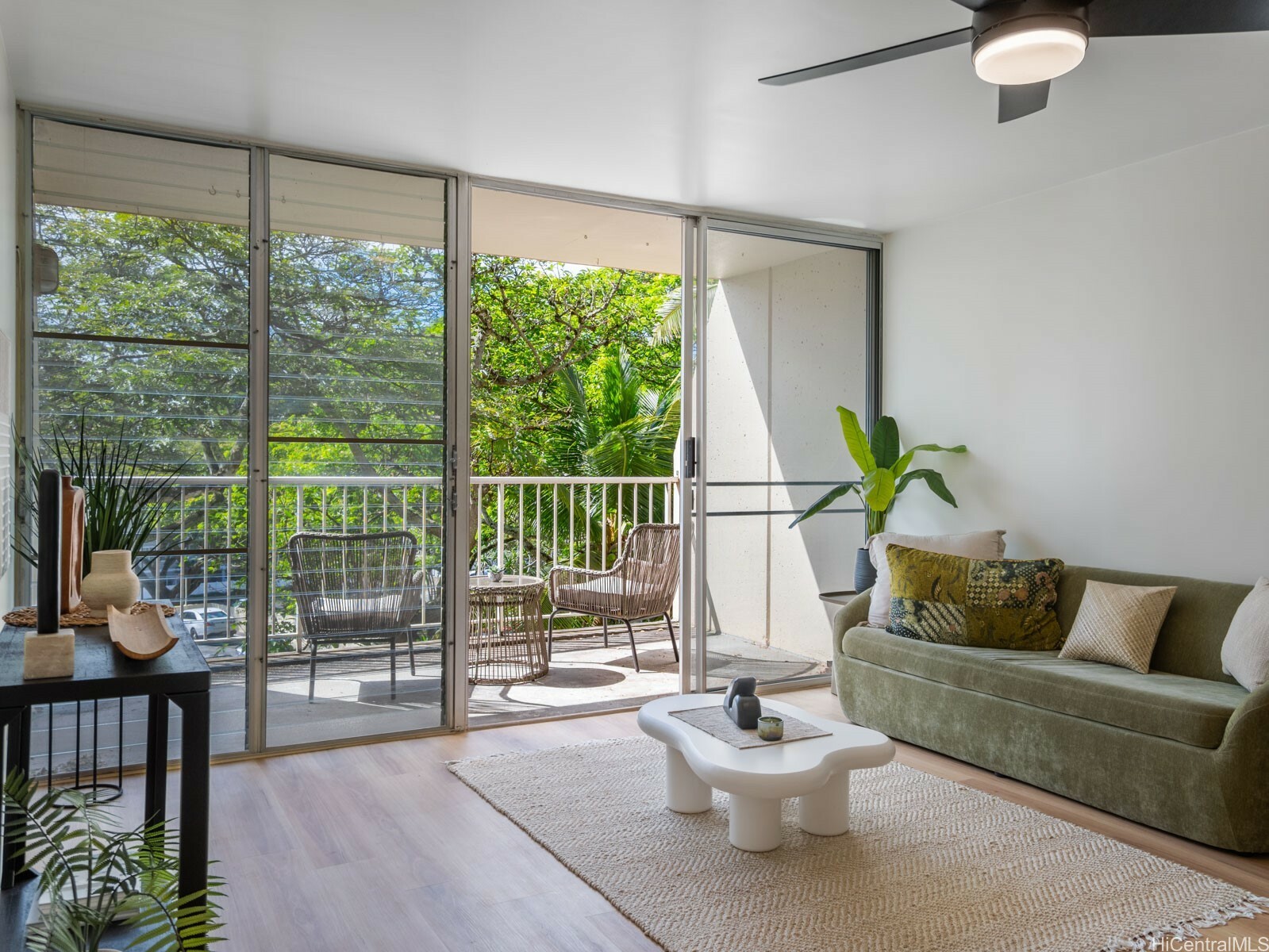 95-65 Waikalani Drive F302  Mililani HI 96789 photo