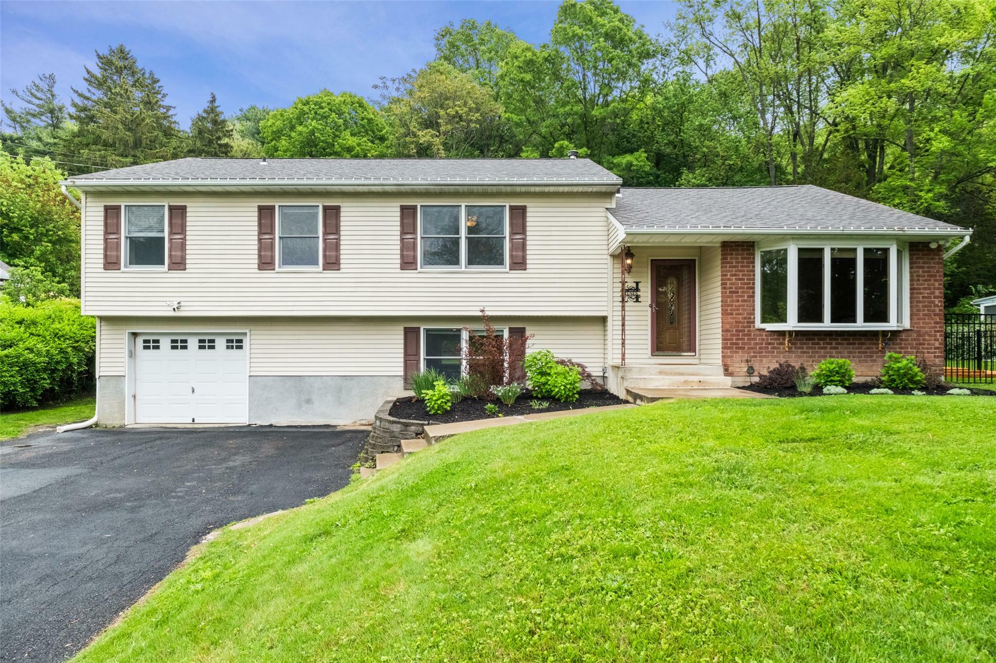 Property Photo: 3 Westview Drive NY 12603