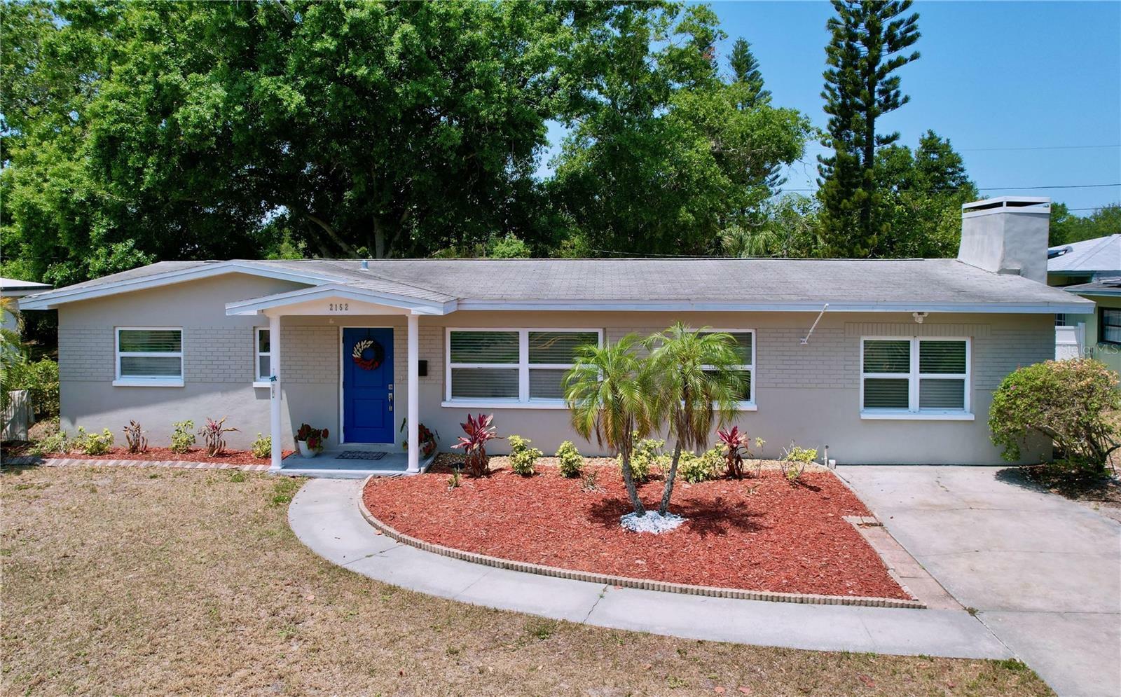 Property Photo: 2152 74th Street N FL 33710